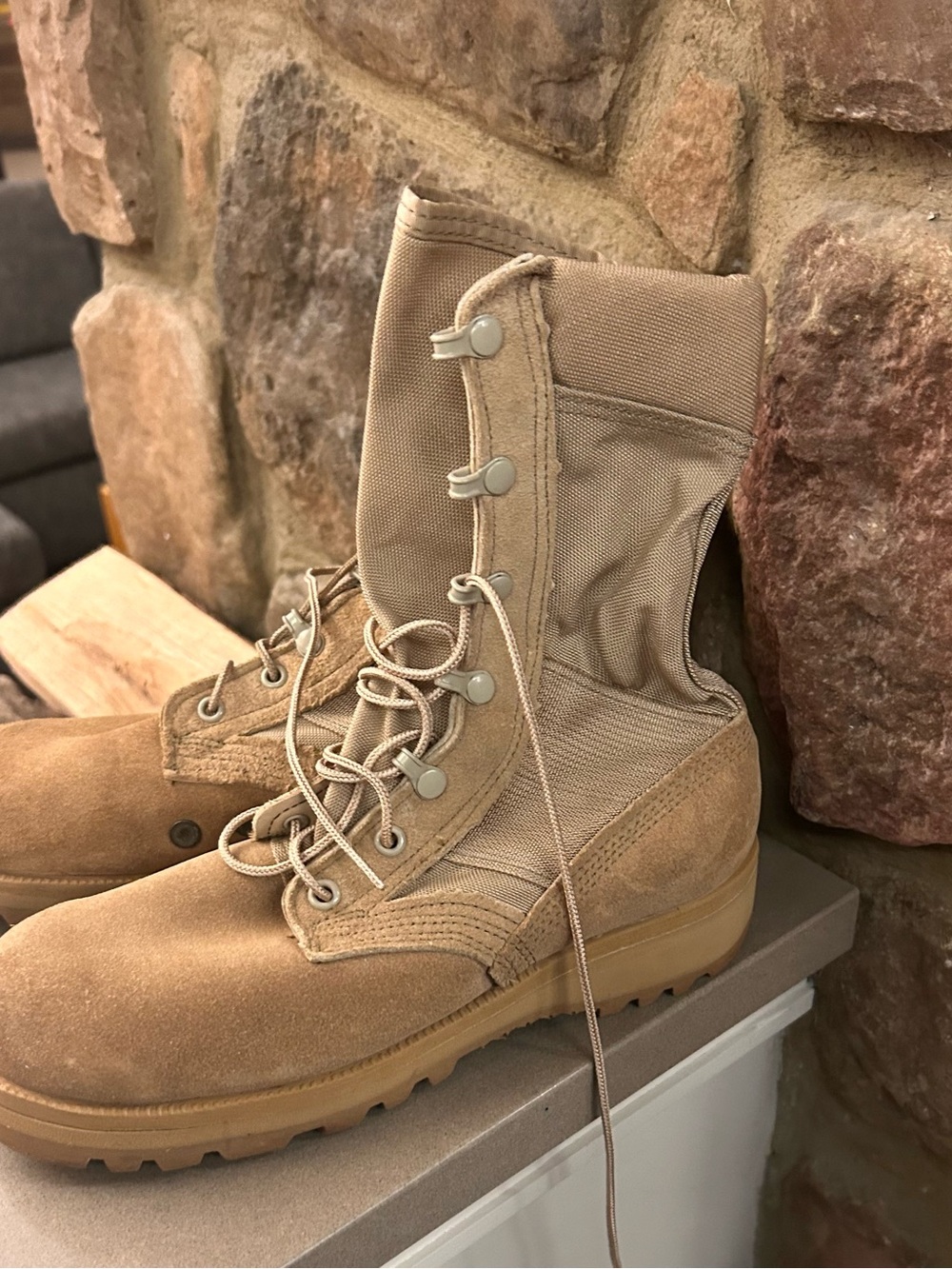 Combat Desert Tan Lace-Up Combat Boots by Vibram 5 1/2